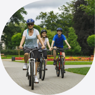 Family on bikes