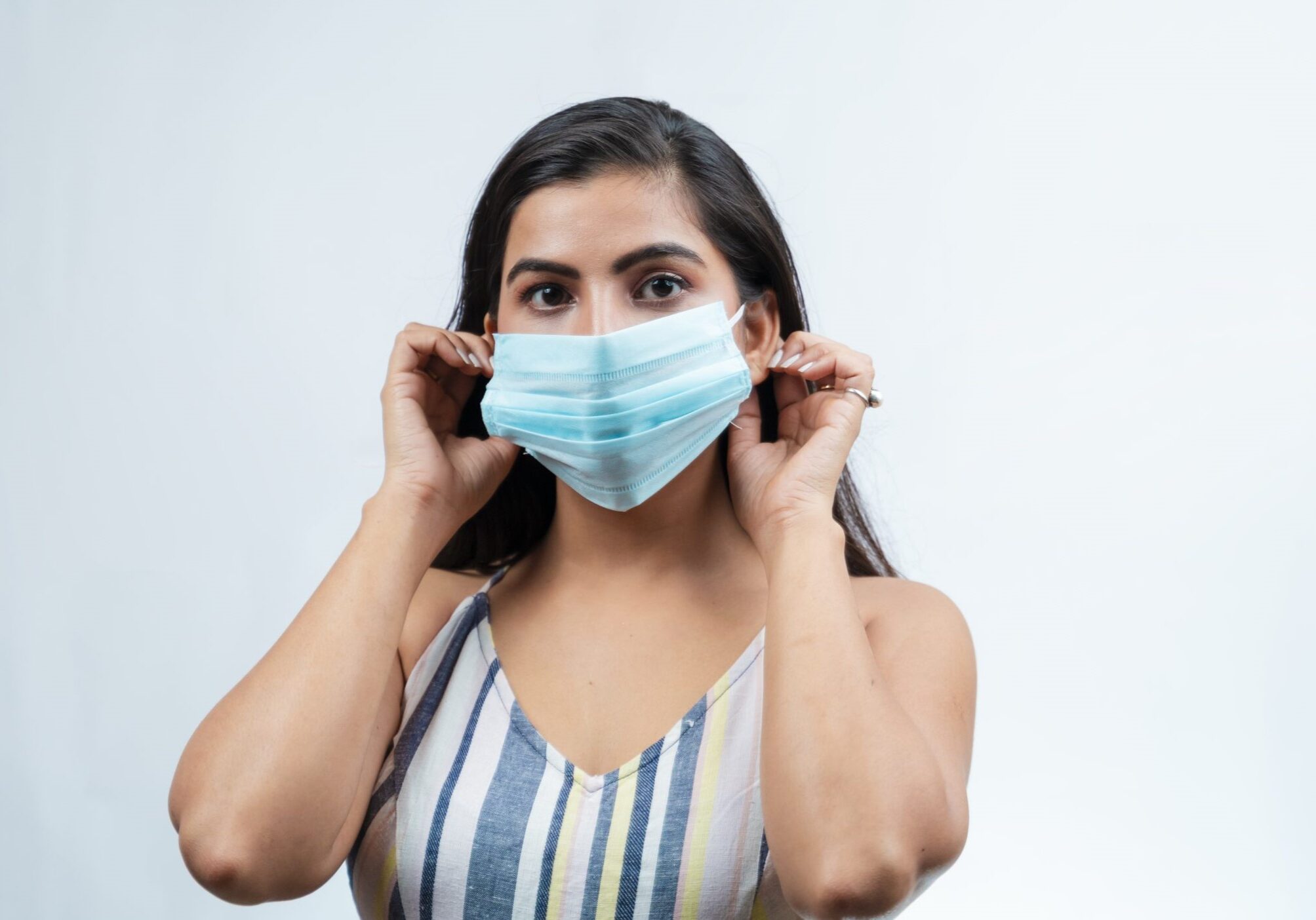 Indian-girl-Wearing-Mask-24435-pixahive